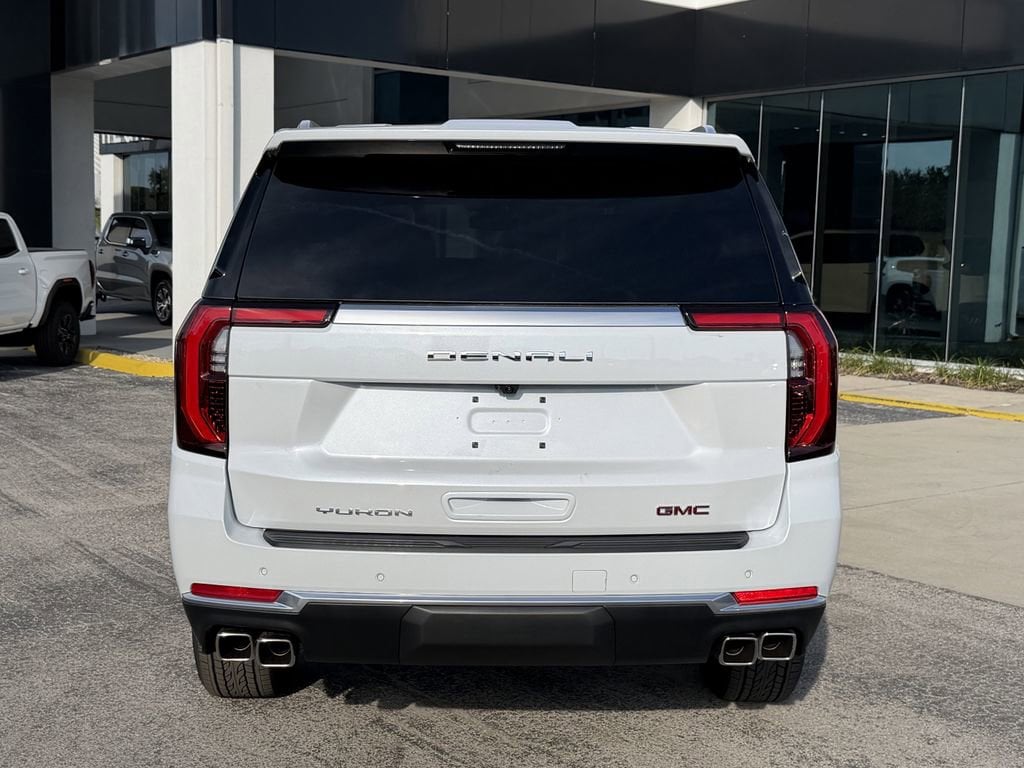 2026 GMC Yukon XL Denali - Photo 5