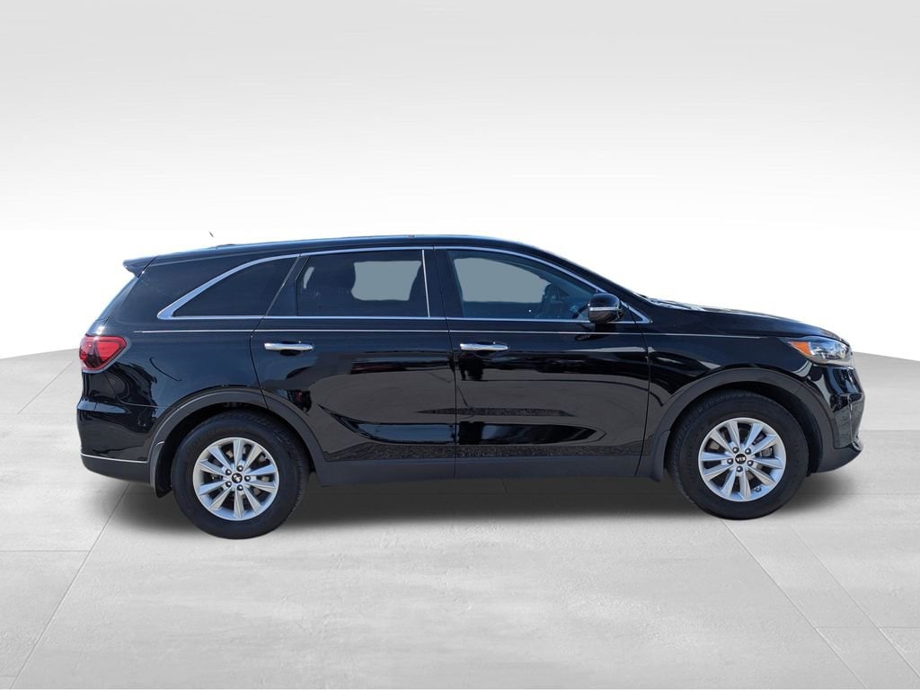 Used 2020 Kia Sorento LX SUV