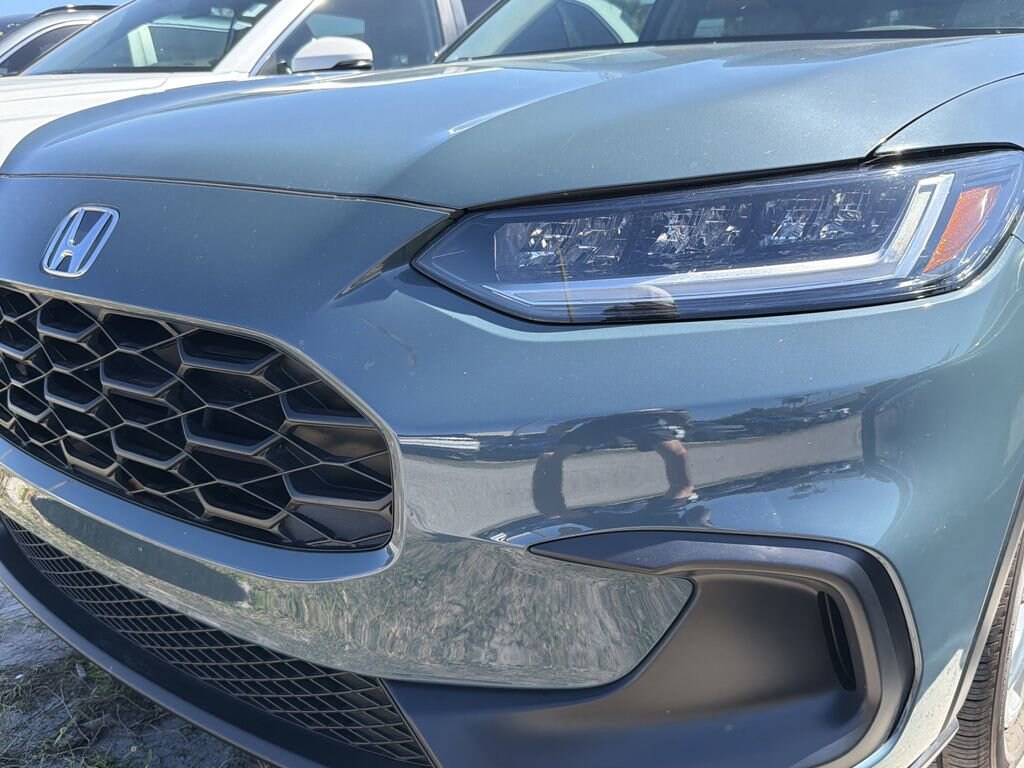 Used 2025 Honda HR-V LX SUV