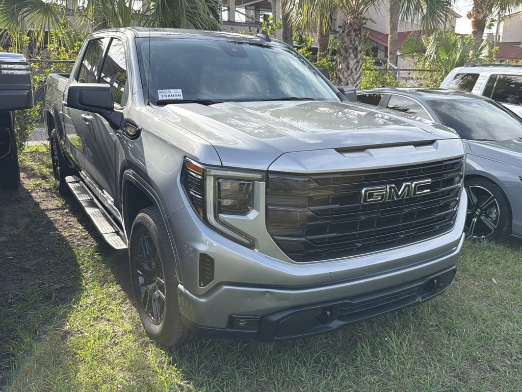 2026 GMC Sierra 4WD Crew Cab Short Box Elevation's photo