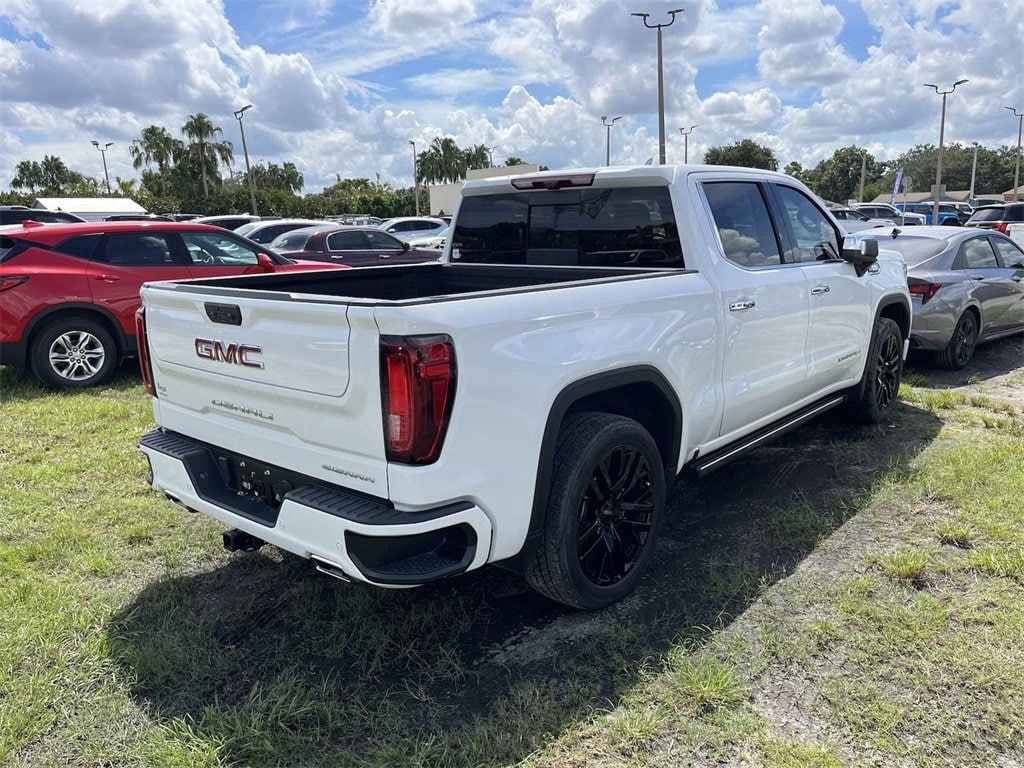 Used 2023 GMC Sierra 1500 Denali Denali with VIN 3GTUUGE85PG152262 for sale in Lakeland, FL