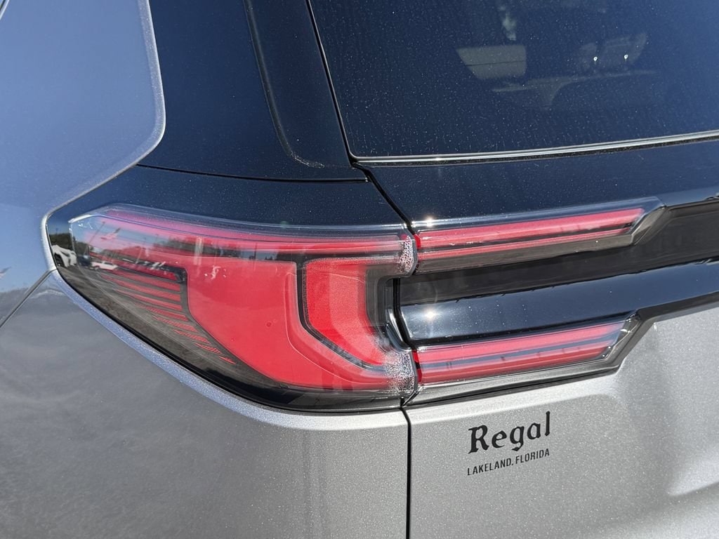 2026 GMC Acadia Elevation - Photo 11