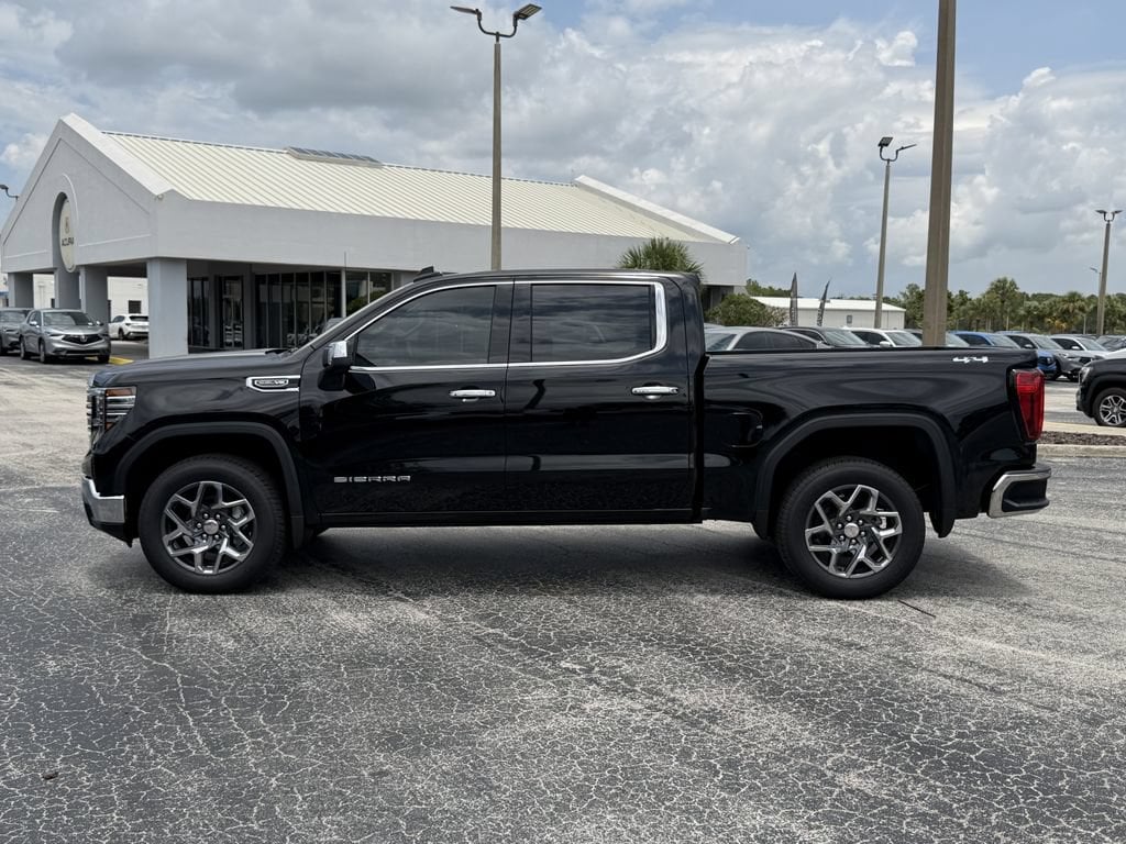 2026 GMC Sierra 1500 SLT - Photo 7