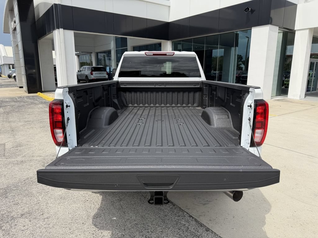 2026 GMC Sierra 3500HD Pro - Photo 12