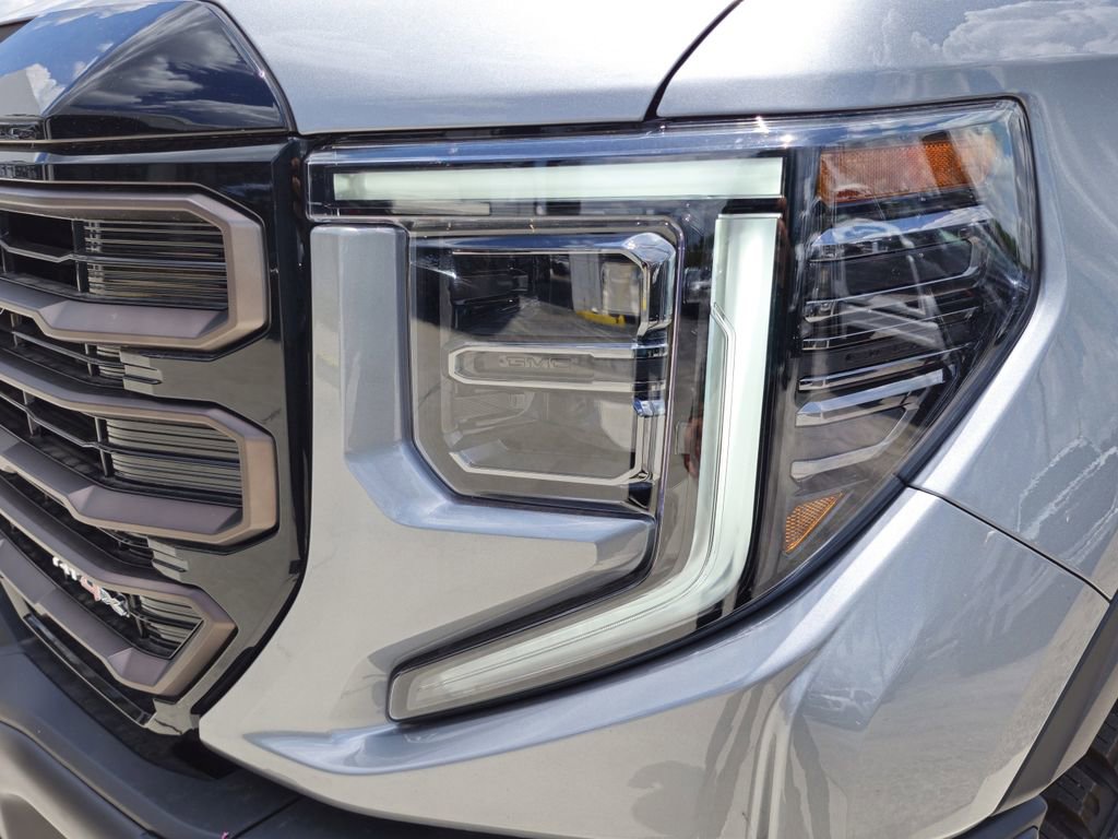 2026 GMC Sierra 1500 AT4X - Photo 7