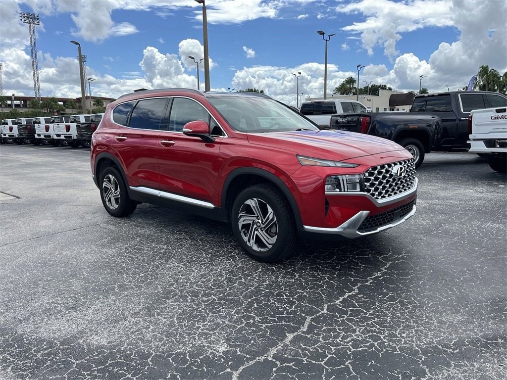 Used 2022 Hyundai Santa Fe SEL with VIN 5NMS3DAJ5NH473575 for sale in Lakeland, FL