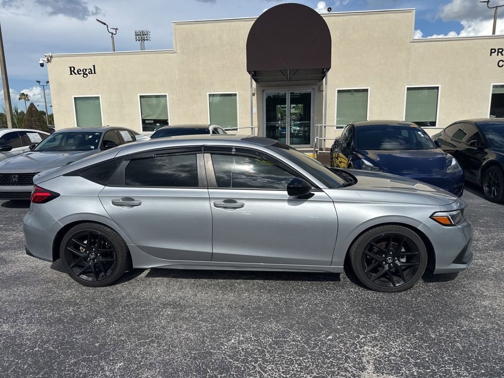 2024 Honda Civic Sport CVT's photo