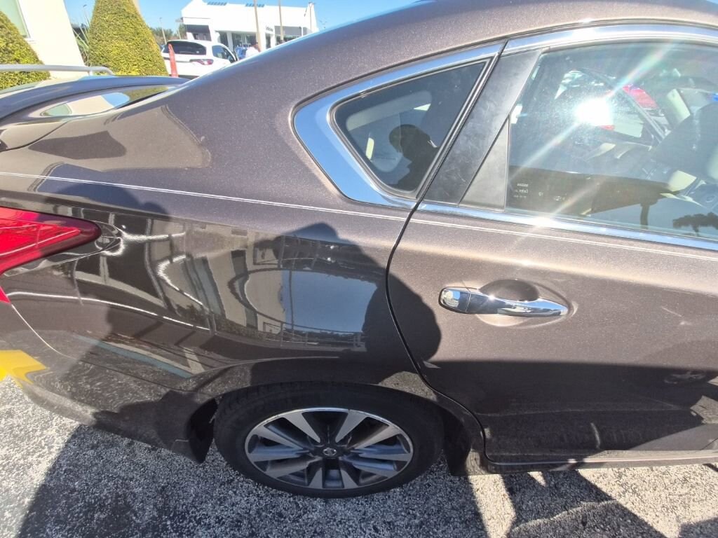 Used 2017 Nissan Altima 2.5 SL Sedan