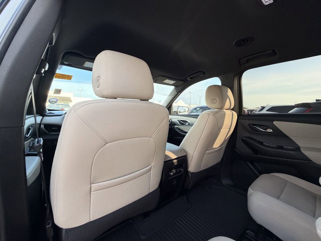 2023 Chevrolet Traverse 1LT - Photo 16