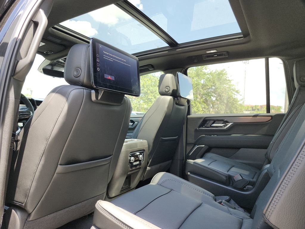 2026 GMC Yukon XL Denali - Photo 16