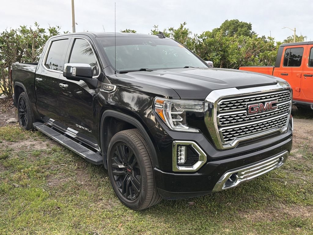 2021 GMC Sierra 4WD Crew Cab Short Box Denali's photo