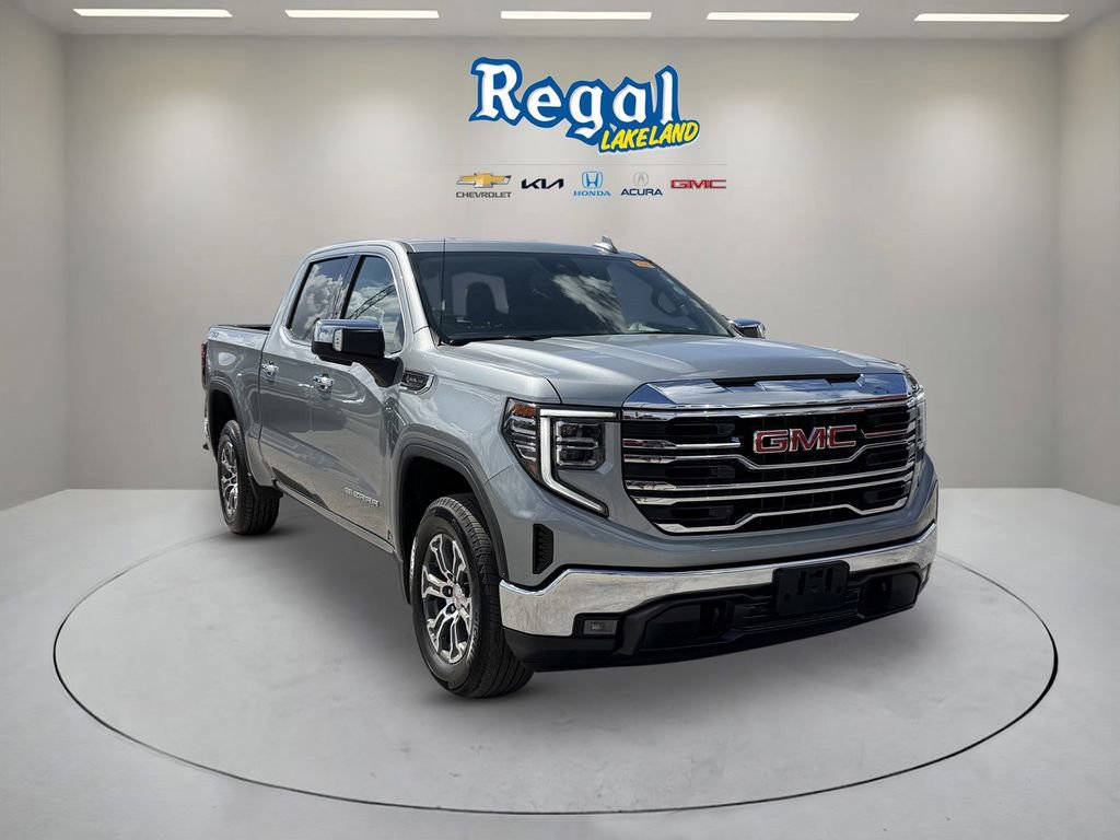 2025 GMC Sierra 4WD Crew Cab Short Box SLT's photo