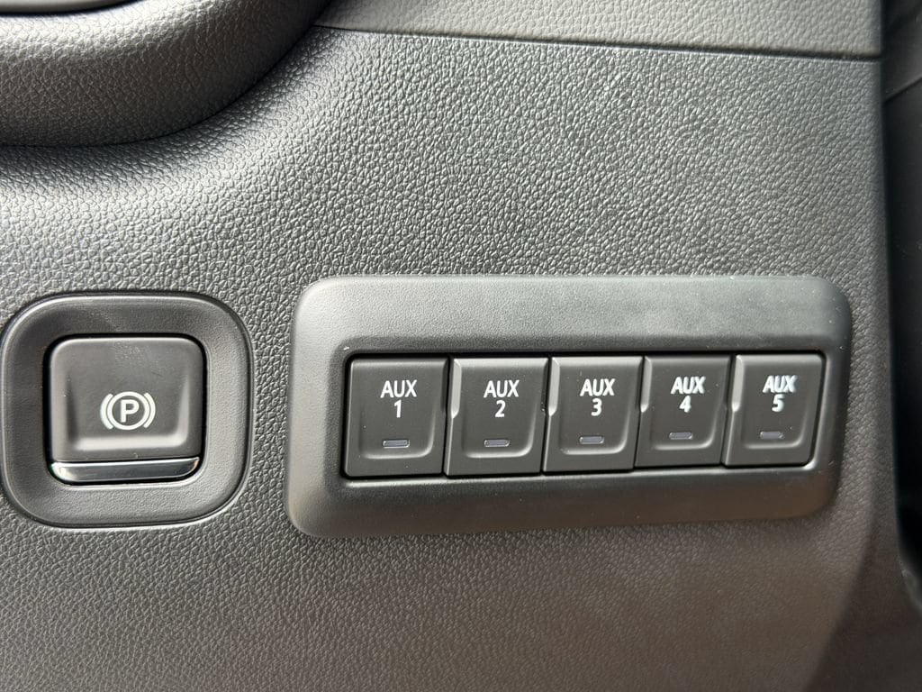 2026 GMC Sierra 3500HD Pro - Photo 28