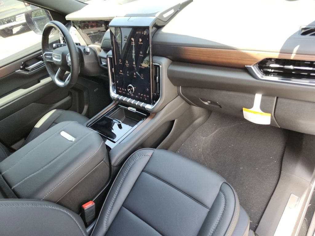 2026 GMC Yukon XL Denali - Photo 12