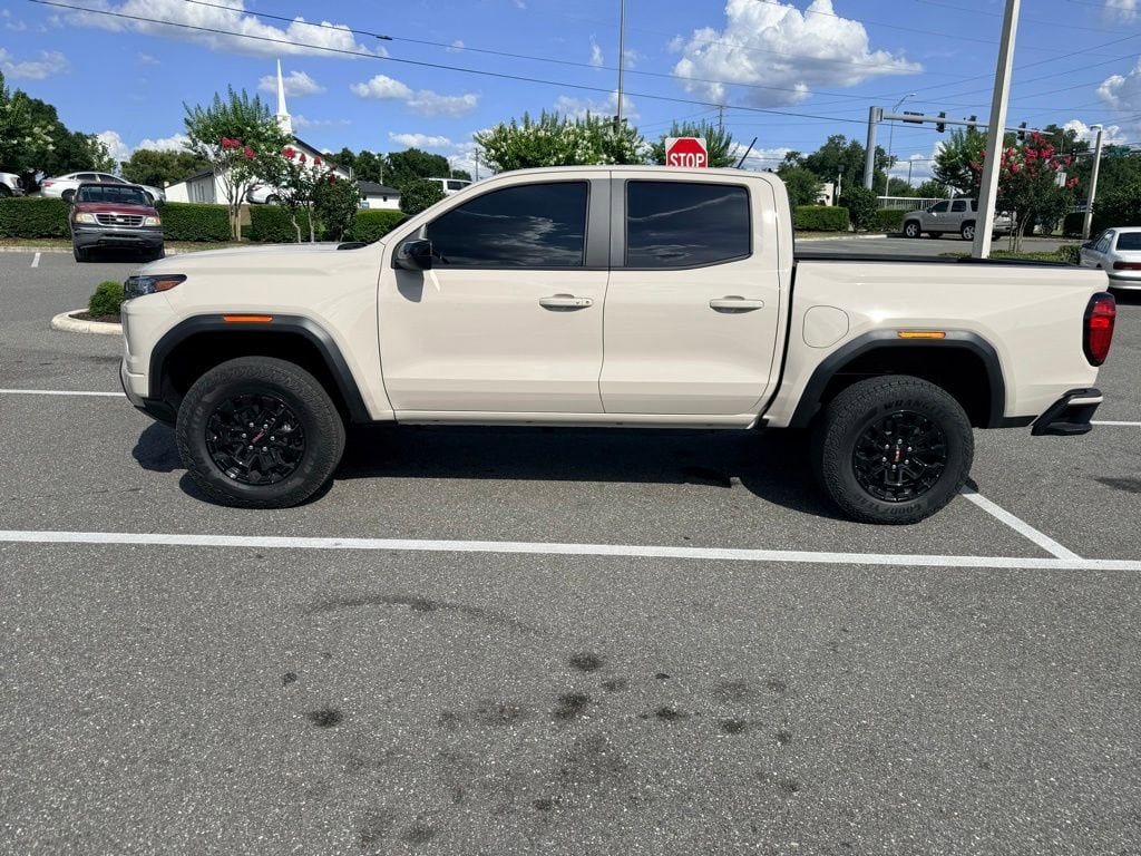 2026 GMC Canyon 2WD Elevation Crew Cab Short Box's photo