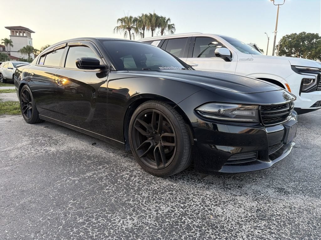 2021 Dodge Charger SXT's photo