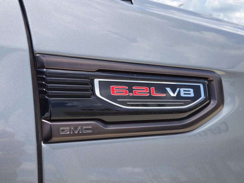 2026 GMC Sierra 1500 AT4X - Photo 13