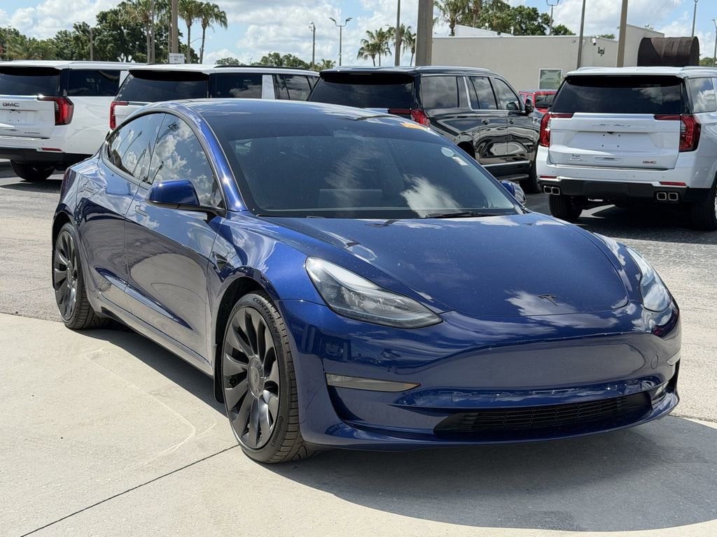 2023 Tesla Model 3 Performance's photo