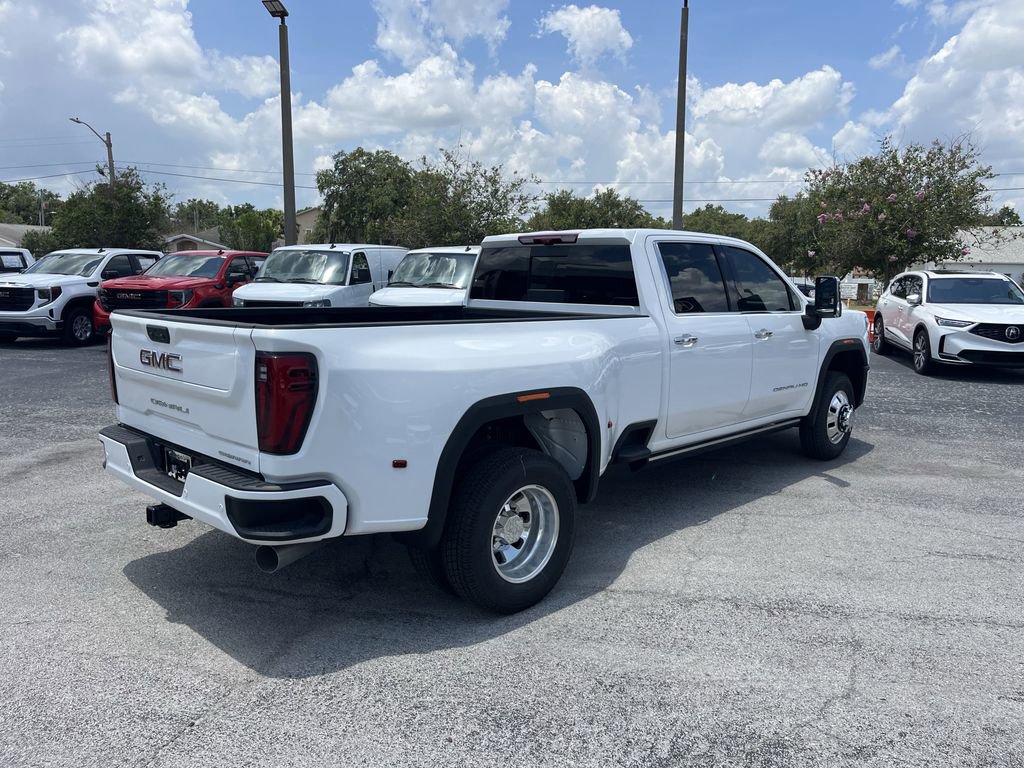 2025 Gmc Sierra 3500 HD Denali photo 3