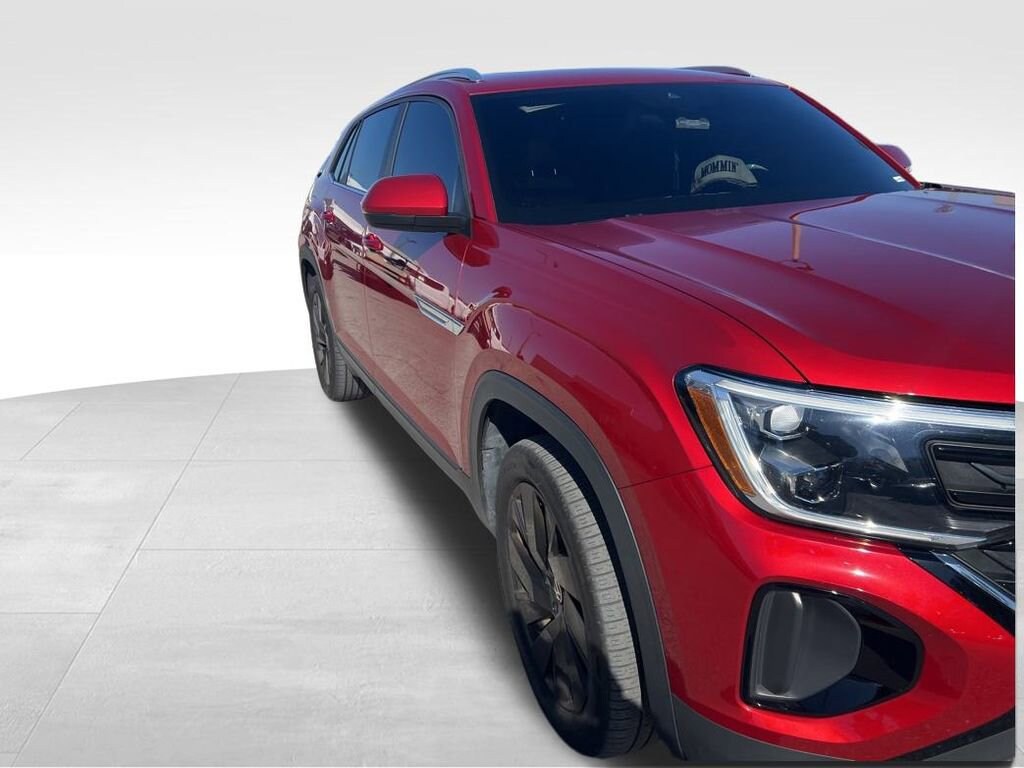 Used 2024 Volkswagen Atlas Cross Sport 2.0T SE w/Technology SUV