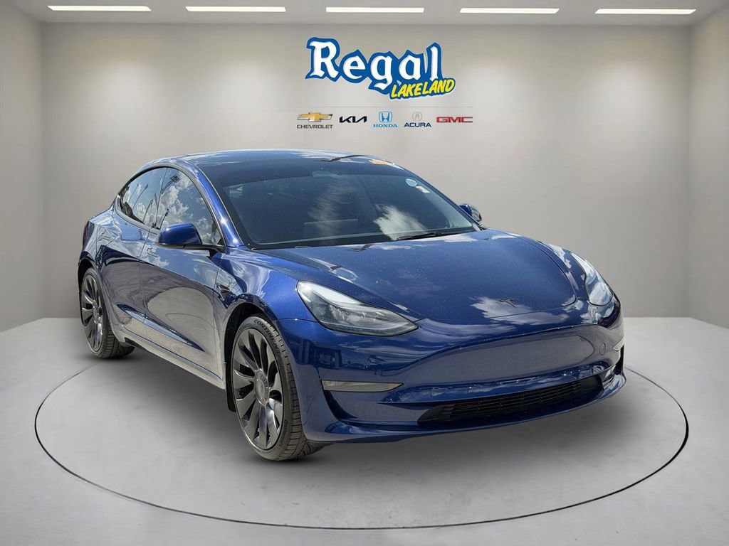 2023 Tesla Model 3 Performance's photo