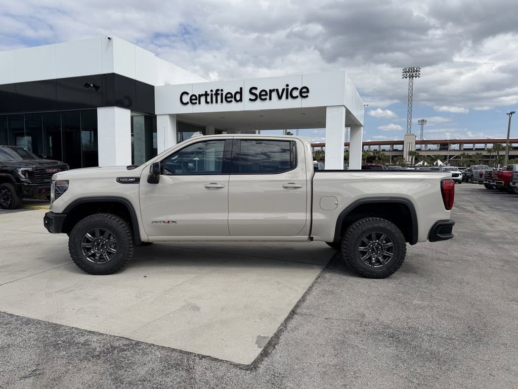 2026 GMC Sierra 1500 AT4X - Photo 7