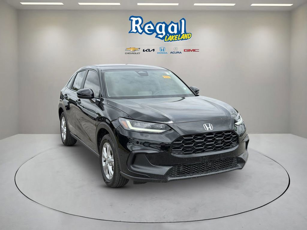 2025 Honda HR-V LX 2WD's photo