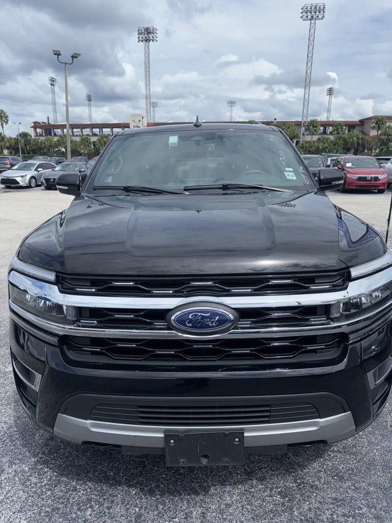 Used 2022 Ford Expedition Limited with VIN 1FMJK2AT5NEA57643 for sale in Lakeland, FL