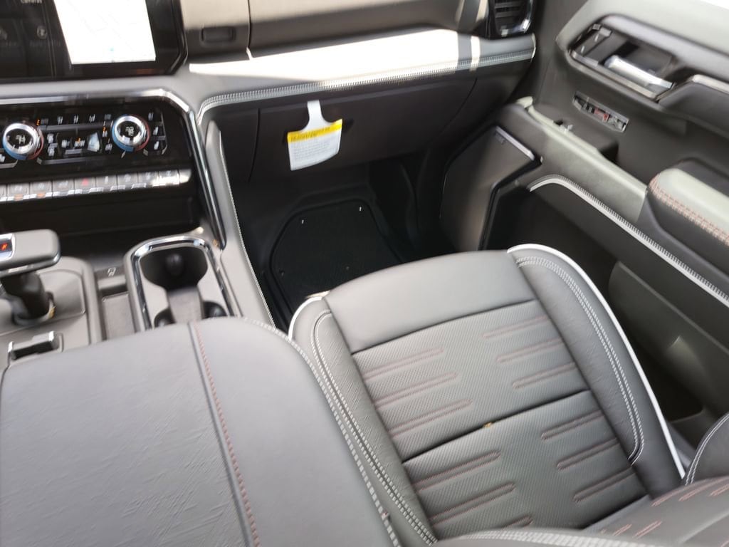 2026 GMC Sierra 1500 AT4X - Photo 18