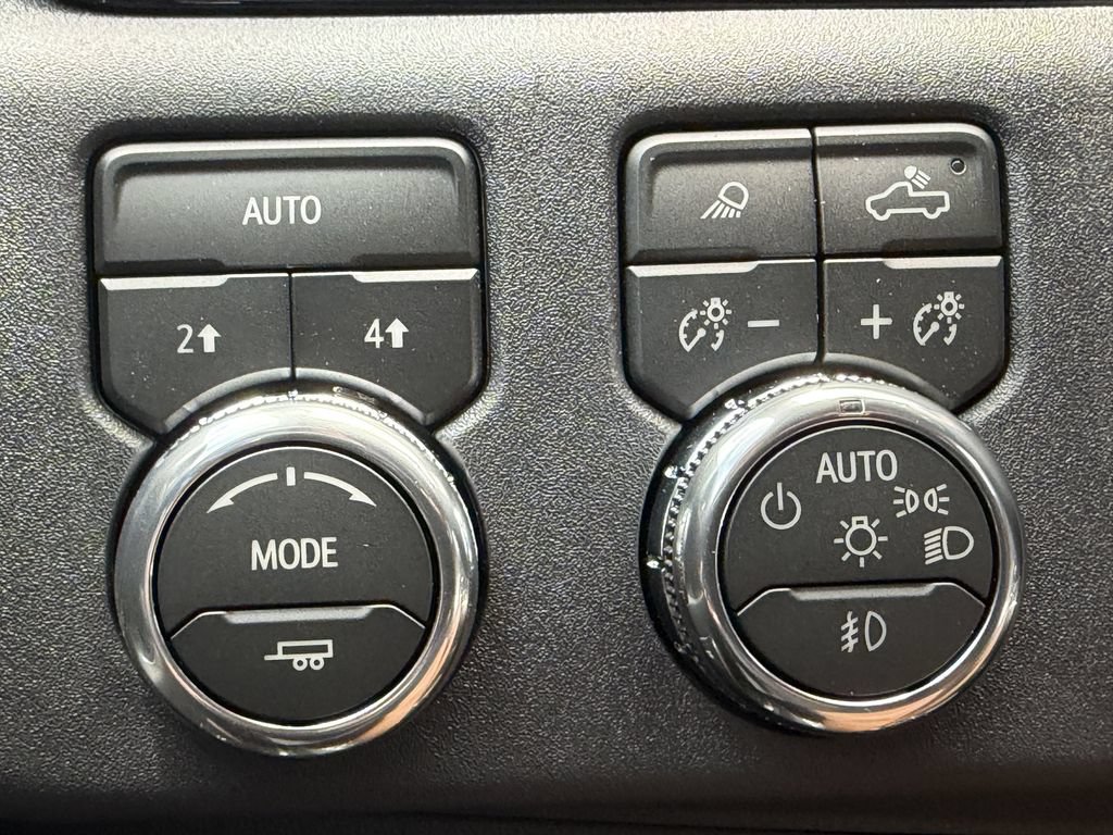 2026 GMC Sierra 1500 SLT - Photo 30