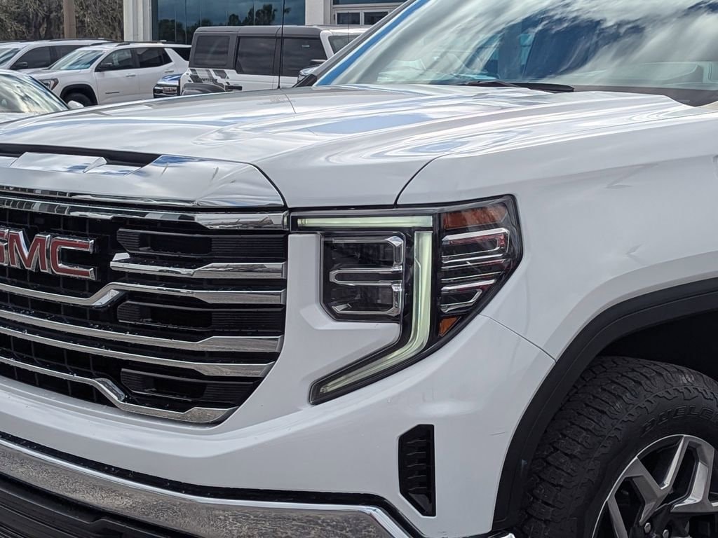 2023 GMC Sierra 1500 SLT - Photo 6