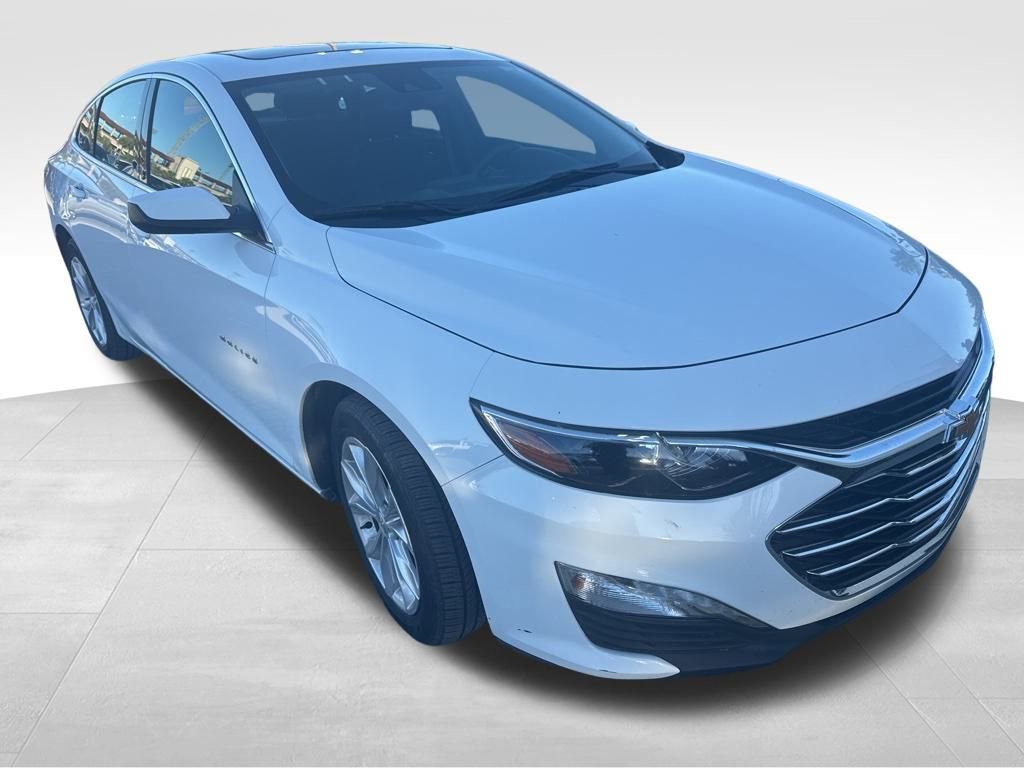 2024 Chevrolet Malibu 1LT photo 3