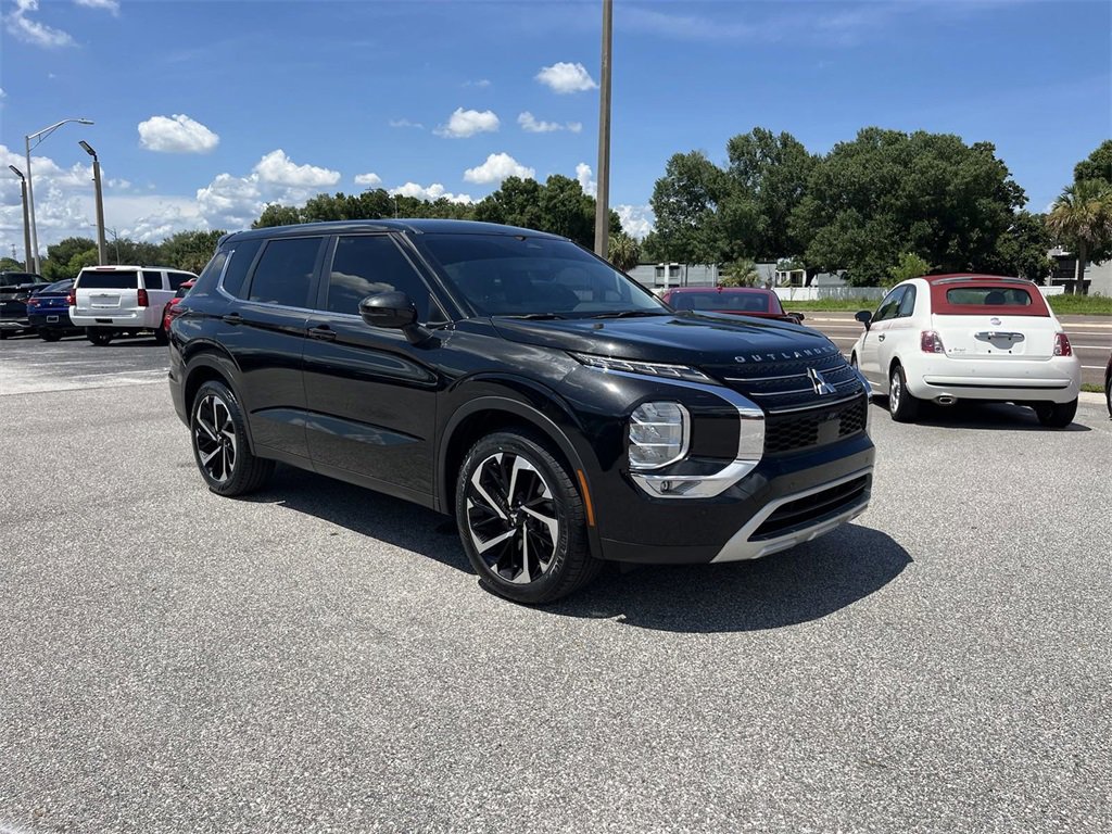 Used 2022 Mitsubishi Outlander SE with VIN JA4J3UA84NZ073134 for sale in Lakeland, FL