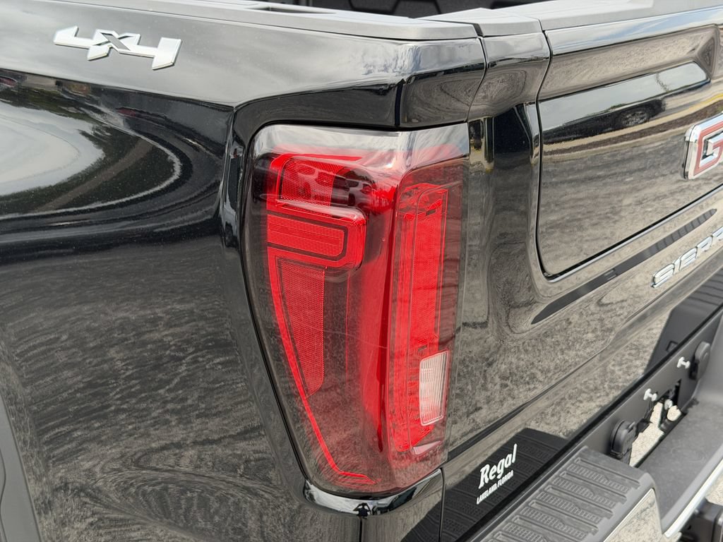 2026 GMC Sierra 1500 SLT - Photo 11