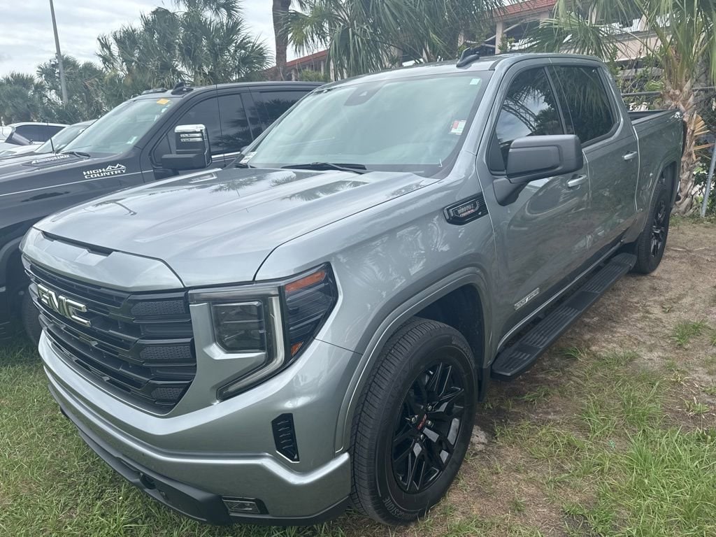 2026 GMC Sierra 4WD Crew Cab Short Box Elevation's photo