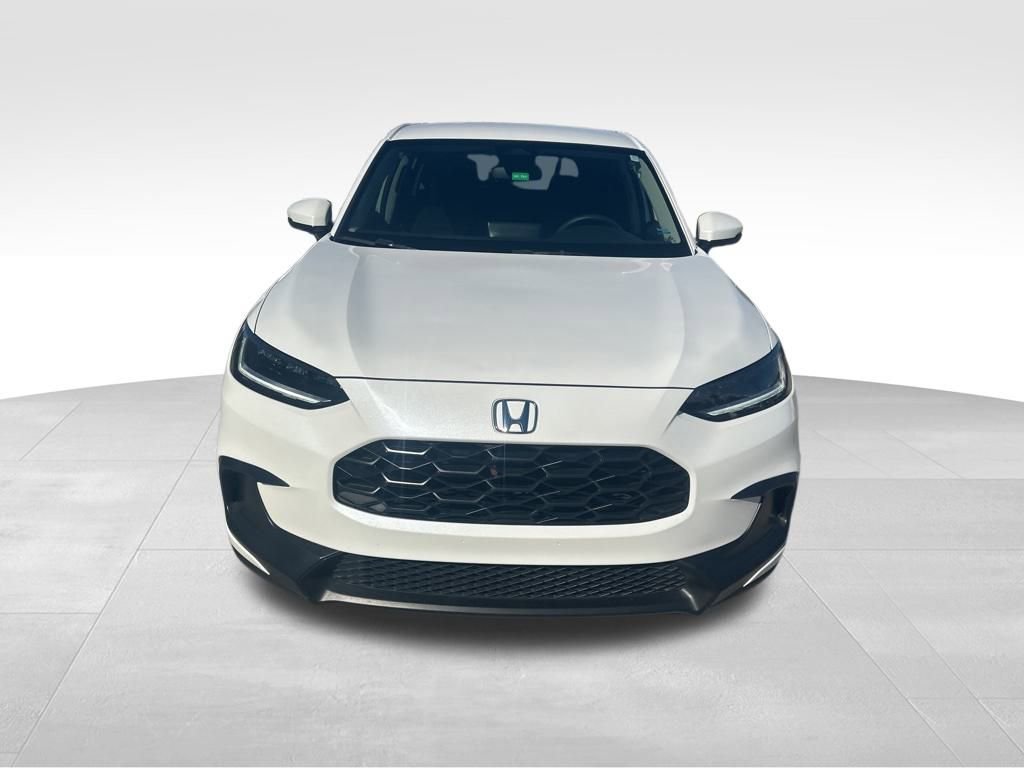 2025 Honda HR-V LX photo 2