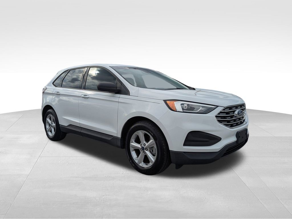 2020 Ford Edge SE photo 2