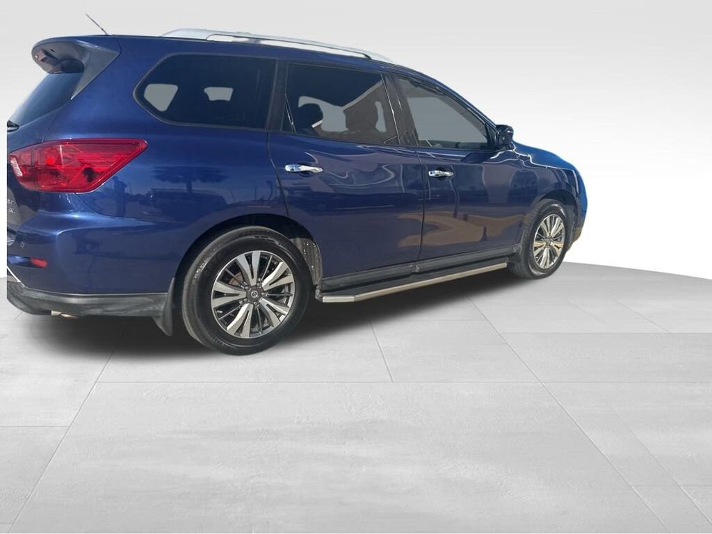 Used 2018 Nissan Pathfinder SV SUV
