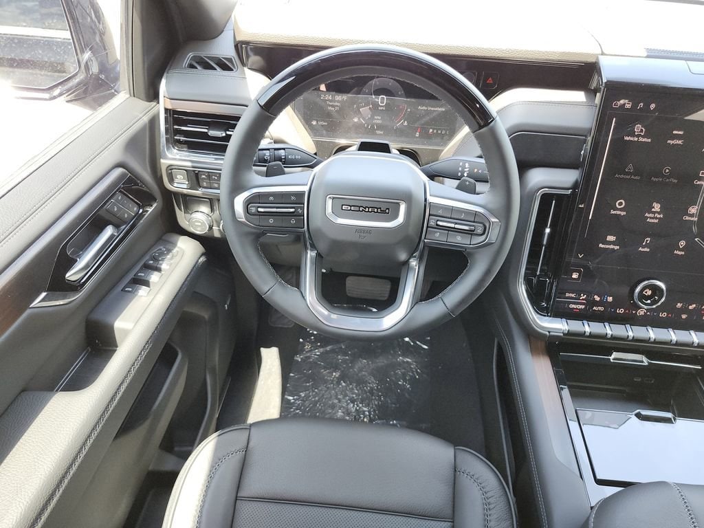 2026 GMC Yukon XL Denali - Photo 13