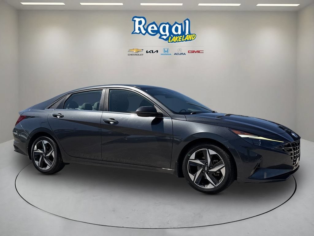 2022 Hyundai Elantra