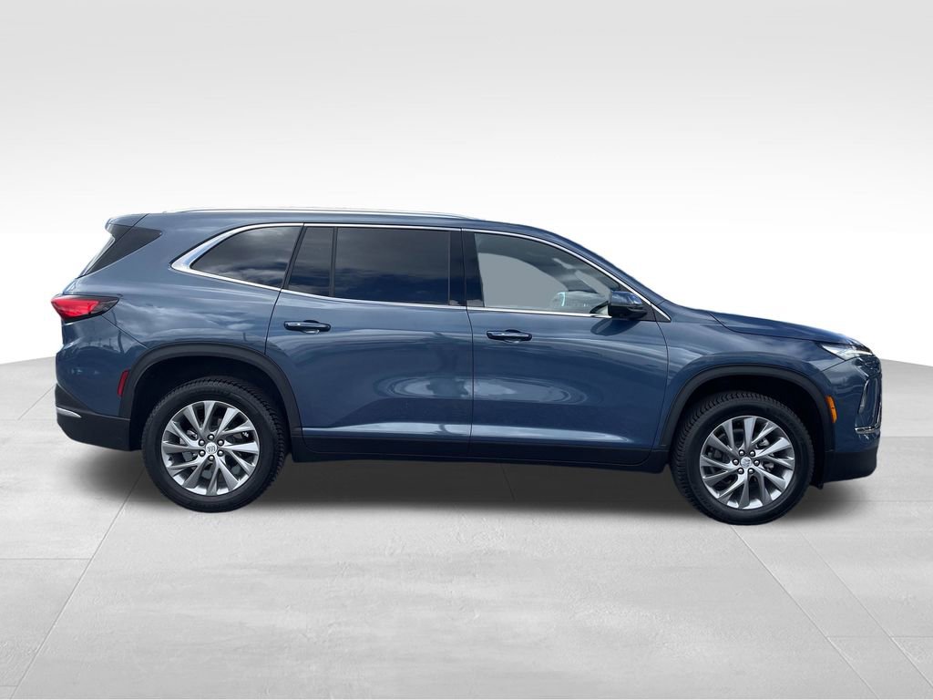 2025 Buick Enclave Preferred photo 2