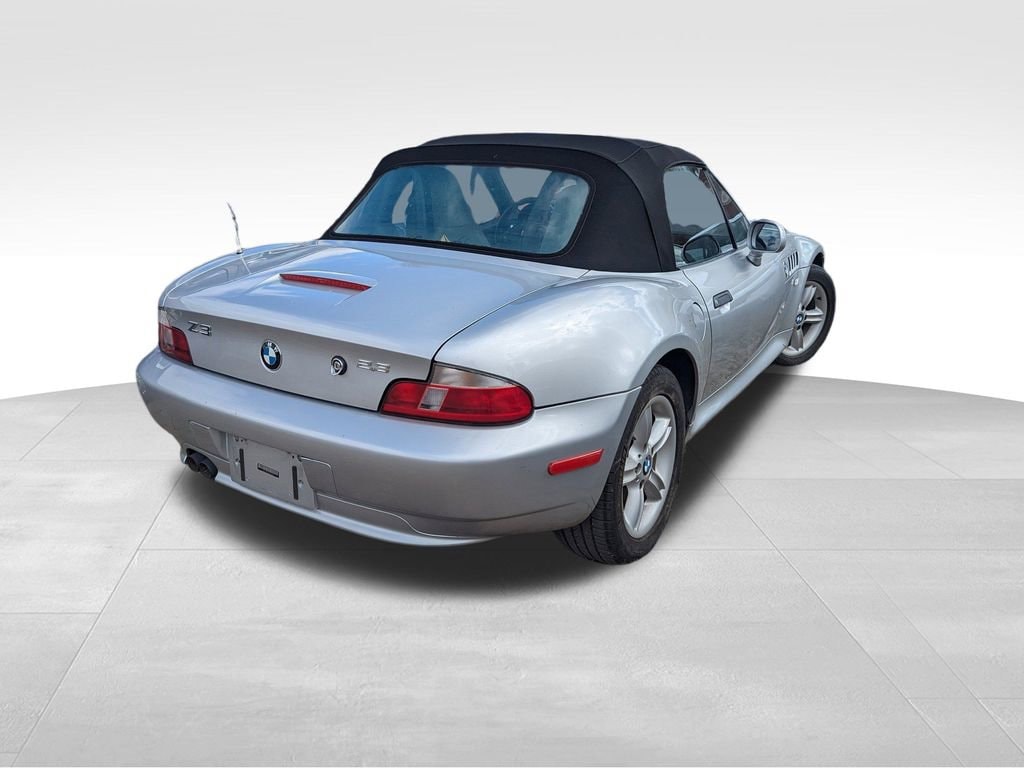 Used 2000 BMW Z3 Base with VIN 4USCH9348YLG02810 for sale in Lakeland, FL
