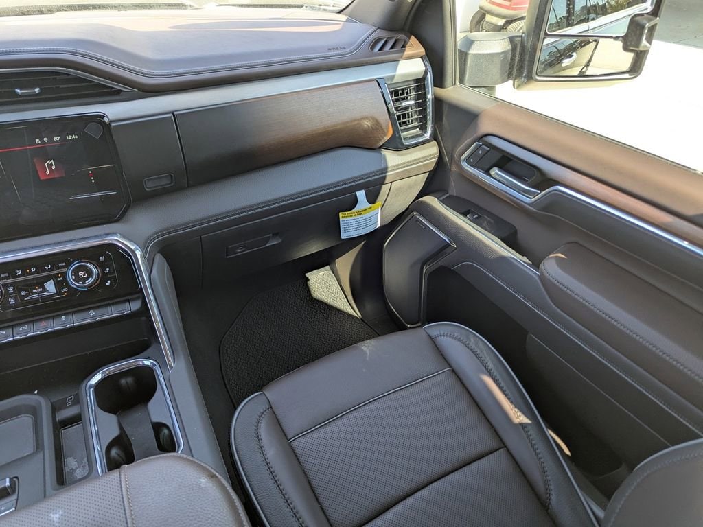 2025 GMC Sierra 2500HD Denali - Photo 16