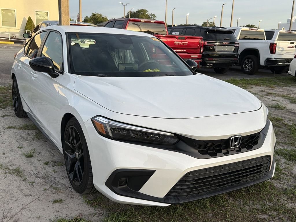 2024 Honda Civic Sport CVT's photo