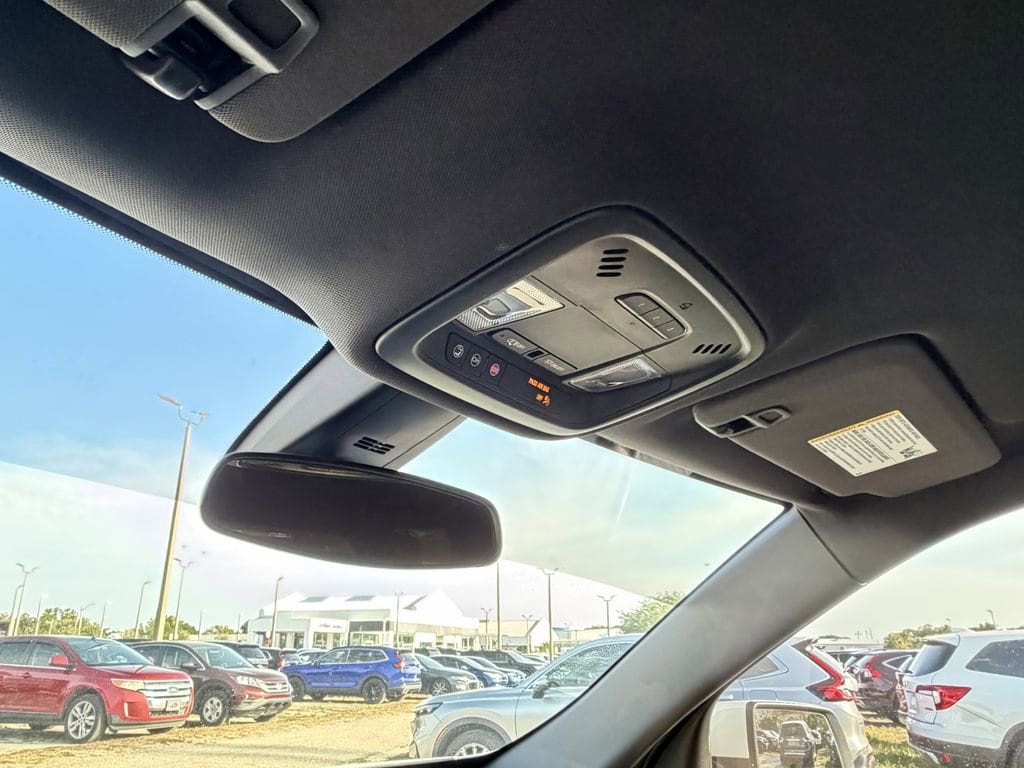 2023 Chevrolet Traverse 1LT - Photo 33