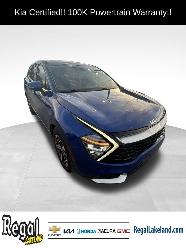 2024 Kia Sportage EX's photo