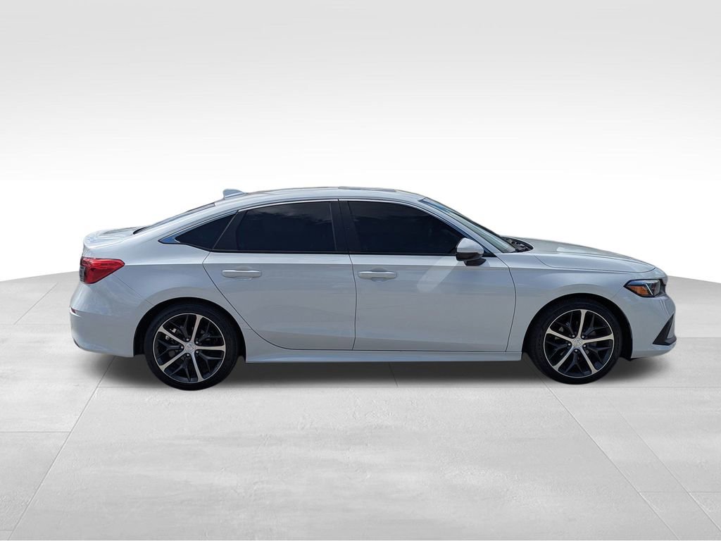 2024 Honda Civic Touring photo 2