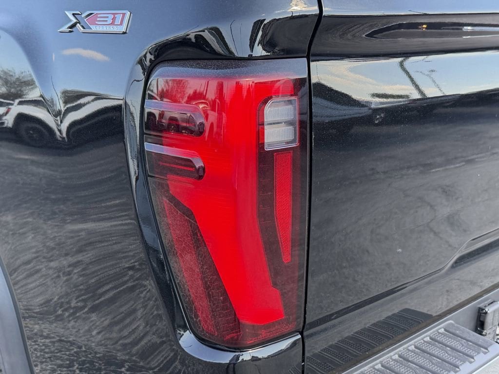 2026 GMC Sierra 2500HD SLT - Photo 11