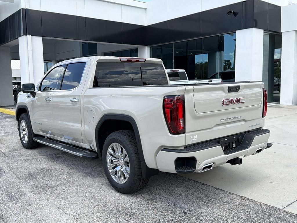 2026 GMC Sierra 1500 Denali - Photo 6