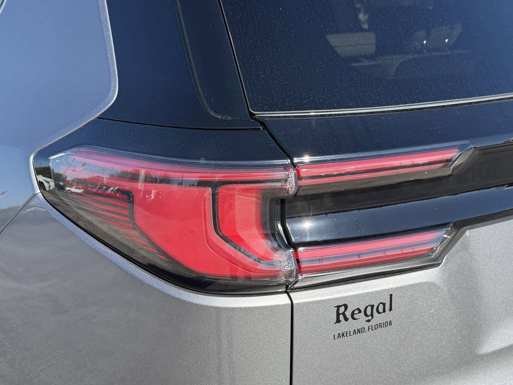 2026 GMC Acadia Elevation - Photo 11